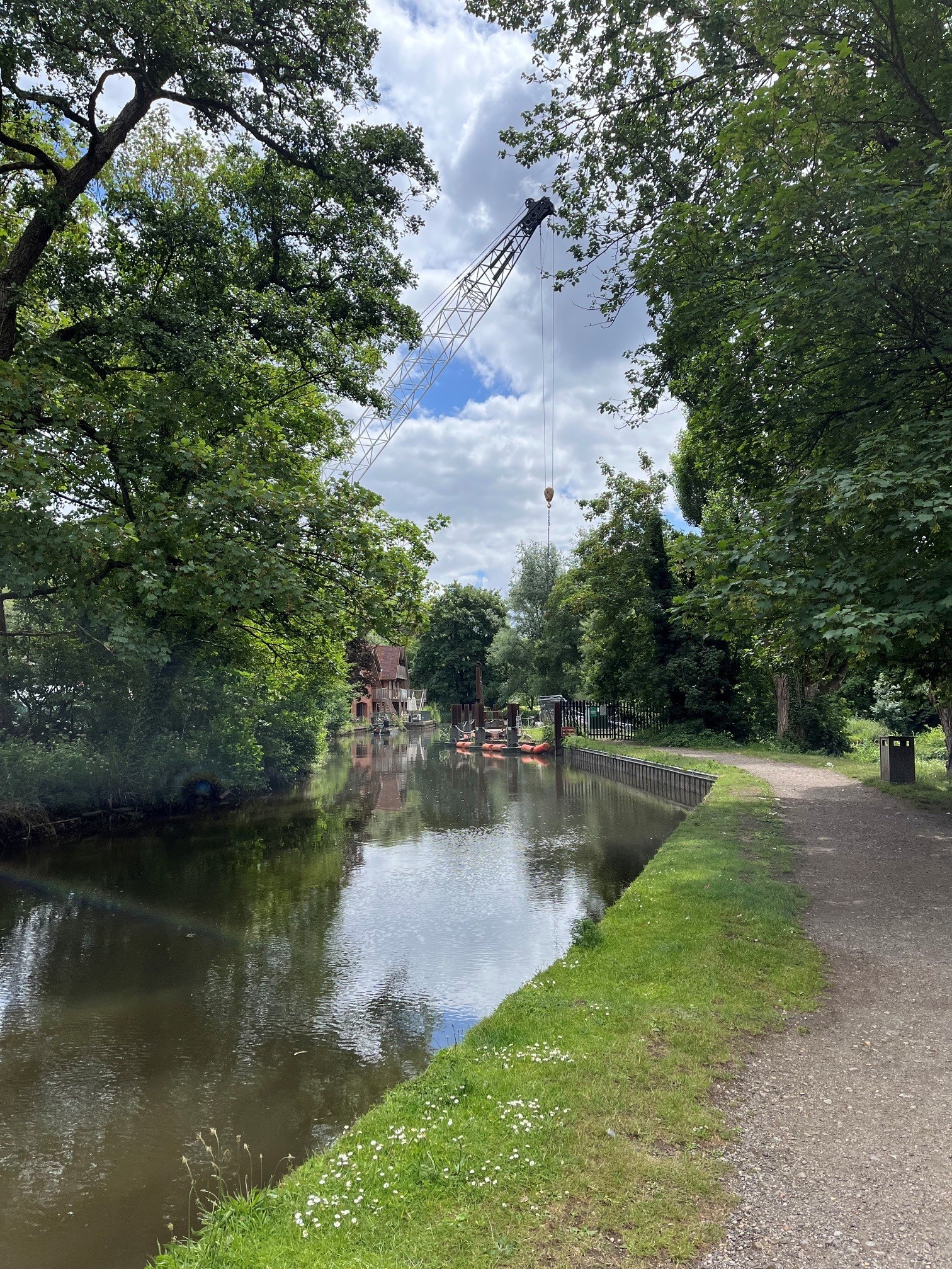 Tumbling Bay Crane on the Wey
